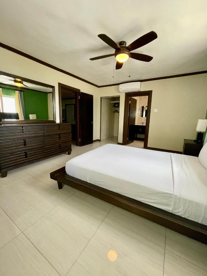 Inn The Town Port Antonio Buitenkant foto