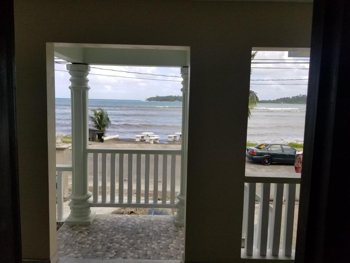 Inn The Town Port Antonio Buitenkant foto